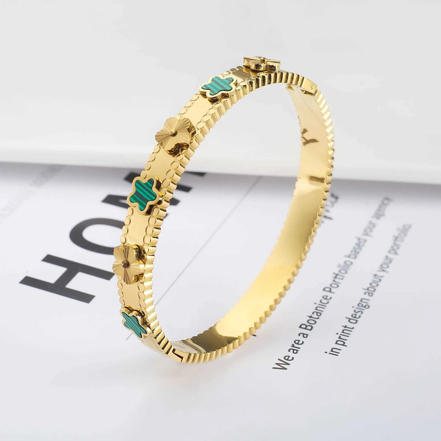 Clover Gold - Green Mixed Bangle